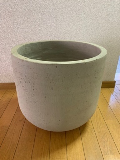 無印良品　セメント鉢　13号