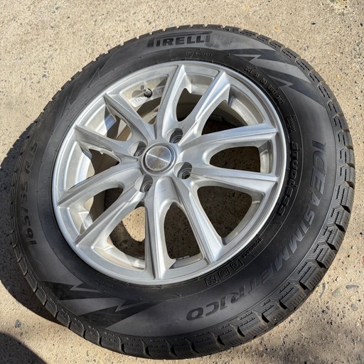 アルミホイルとタイヤのセット