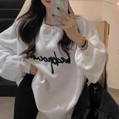 新品未使用　裏起毛トレーナーの画像