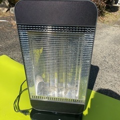 電気ストーブ首振り機能付