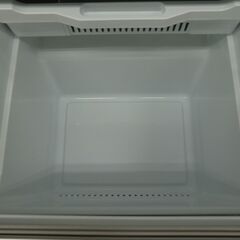 Hisense 3ドア冷蔵庫 自動霜取り 282L 2021年製 HR-D2801Wの画像