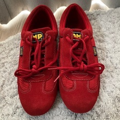 レーシングシューズ
