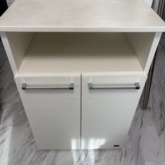 レンジ台 完成品［NEWシルバーウインド］レンジボード 幅 57cm 引き出し 家電収納 隠せる 隠す ラック キッチンボード キッチン収納 おしゃれ  棚 国産 日本製 モダン ホワイト シルバー 白