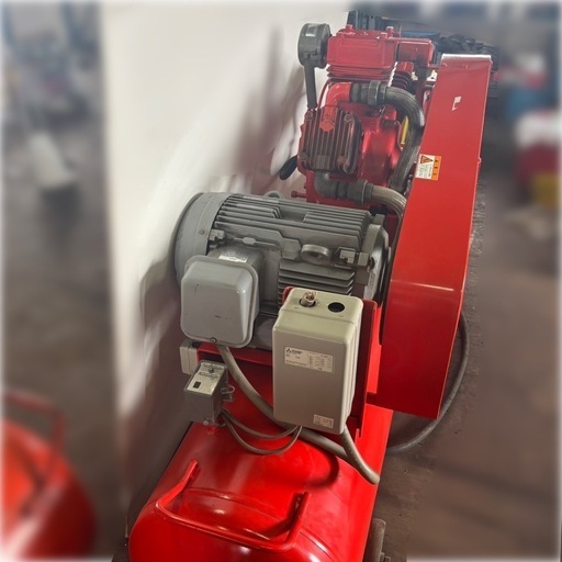 富士コンプレッサー／W-110／1.37Mpa／11KW／空気タンク317L
