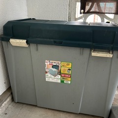 ワイドストッカー