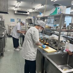オープニングスタッフ！週2日～OK！未経験OK！Wワーク・扶養内OK！/調理スタッフの画像
