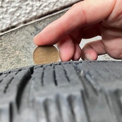 ブリヂストン スノータイヤ 値下げしましたの画像