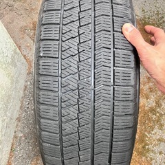 ブリヂストン スノータイヤ 値下げしましたの画像