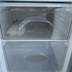 ブラック 2ドア冷蔵庫 NTR-106BK 2021年製の画像