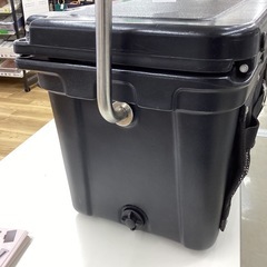 【取りに来られる方限定！！】クーラーボックス　ORCA　20QT　ブラックの画像