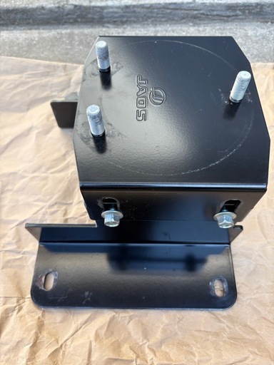 ジムニー JB64用　JAOS スペアタイヤブラケット中古とレイズロックナット中古セット