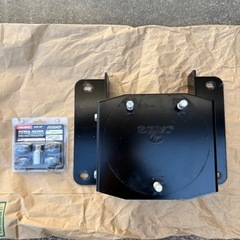 ジムニー JB64用　JAOS スペアタイヤブラケット中古とレイ...