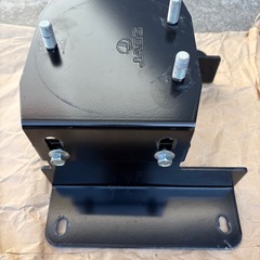 ジムニー JB64用　JAOS スペアタイヤブラケット中古とレイズロックナット中古セットの画像