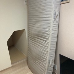 古いマットレス