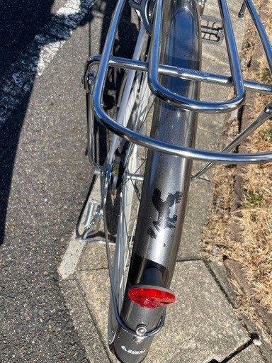 自転車　パールホワイト　変速付き
