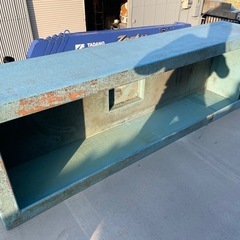 FRP 水槽　生簀　ダンベ　鑑賞魚　生け簀　巨大　でかいの画像