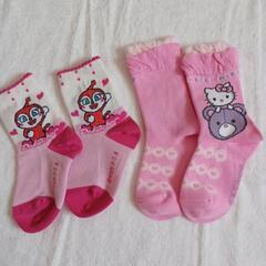 新品キティちゃんドキンちゃん靴下セットの画像