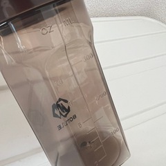 プロテイン シェイカー 600mlと300mlの画像