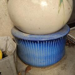火鉢 陶器鉢 水鉢 陶器 睡蓮鉢 メダカ鉢 めだか鉢 金魚鉢 植木鉢 おしゃれ 穴なし 室内 観葉植物 ミニ火鉢 蛸唐草 M [swa2718] |  ギギliving