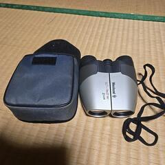 双眼鏡
