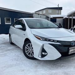 再掲載！！トヨタ　プリウスPHV1.8Sセーフティーパッケージ！...