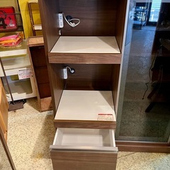 《売約済》【池上店】【～4/14限定SALE！20%お値引き！】 レンジボード レンジカウンター キッチンカウンター 収納 レンジラック 引き戸タイプ ミドル カウンター 食器棚 レンジ台 古賀家具 モイス付きの画像