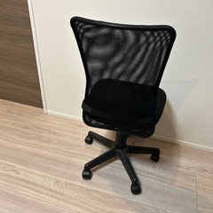 チェア　ブラックの画像