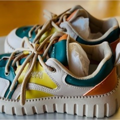 スニーカー
の画像