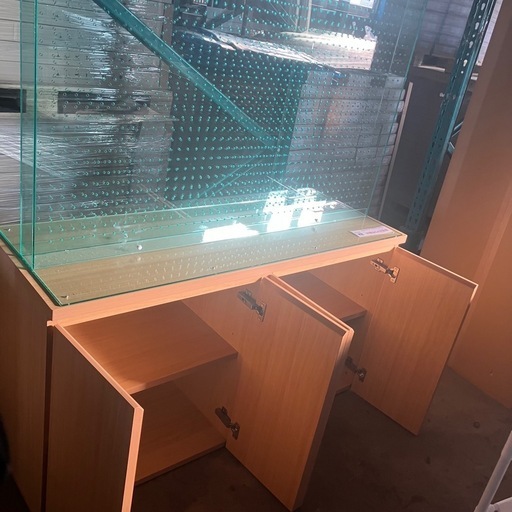 店舗用アクセサリー棚