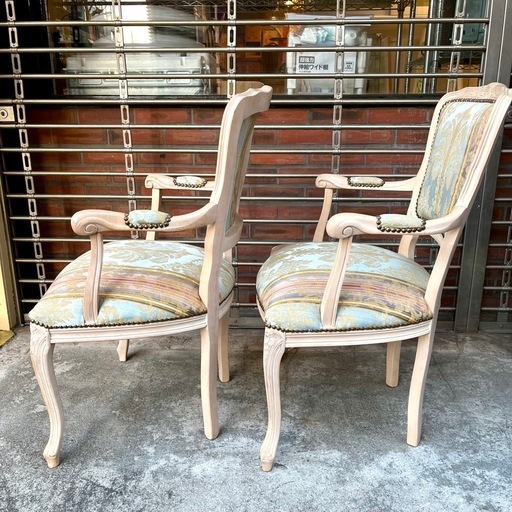 《売約済》【池上店】 在庫2点 各売りサロンチェア アームチェア 椅子 イス　猫脚 検）イタリア フランス ヨーロピアン ヴィンテージ ロココ ロココ調 シャビー