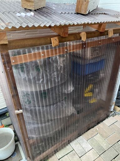 お得な収納庫◎タイヤハウス・物置・畑の収納庫などに☆1台限り お得な収納庫◎タイヤハウス・物置・畑の収納庫などに☆1台限り