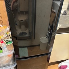 冷蔵庫140L