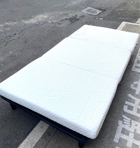 エマスリープ 敷布団 プレミアム　三つ折り シングル　✨新品　未使用品✨在庫2点 アウトレット】エマスリープ 敷布団 プレミアム 三つ折り