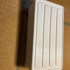 収納ボックス