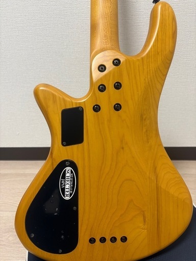 schecterエレキベース
