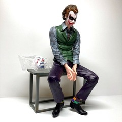 【新品】JOKER ジョーカー フィギュア マスク＆ベンチ付きの画像