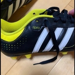 ②　状態良好　adidas サッカースパイク　11questra 26.5cm の画像