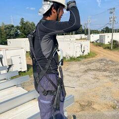 日当1万円＋交通費支給✨太陽光架台設置作業スタッフ募集の画像