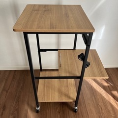 キッチン周りに置ける棚の画像