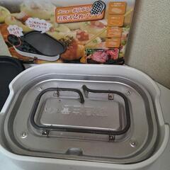 美品　2023年製たこ焼き・ミニホットプレート２枚プレートの画像