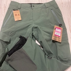 686 【新品未使用】オリーブグリーン スノーボードウェア 上下セットの画像