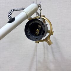  22166  【シード、電球なし】フロアランプ　スタンドライト　読書ランプ IKEA   ◆大阪市内・東大阪市他 6,000円以上ご購入で無料配達いたします！◆ ※高槻・枚方方面◆西宮・尼崎方面◆生駒方面　それぞれ条件付き無料配送あり！            の画像