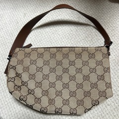 GUCCIミニショルダー