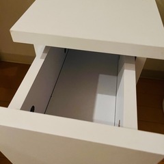 【決まりました】サイドテーブル【コンセント付き】の画像