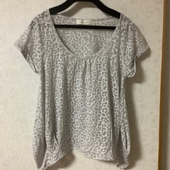 OLIVE des OLIVE ブラウス　レオパード柄 半袖　バ...