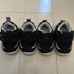 4足セット　双子　スニーカー　靴　13、14㎝