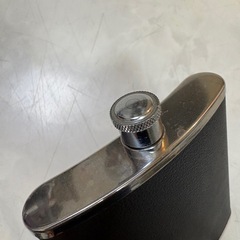 フラスコ　スキットル　