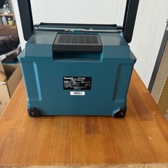 マキタ　充電式ラジオ付テレビ　TV100の画像