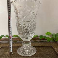 花瓶 ビンテージ風 ガラス花瓶の画像