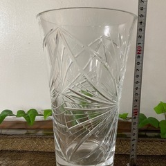 花瓶  ビンテージ風 ガラス製